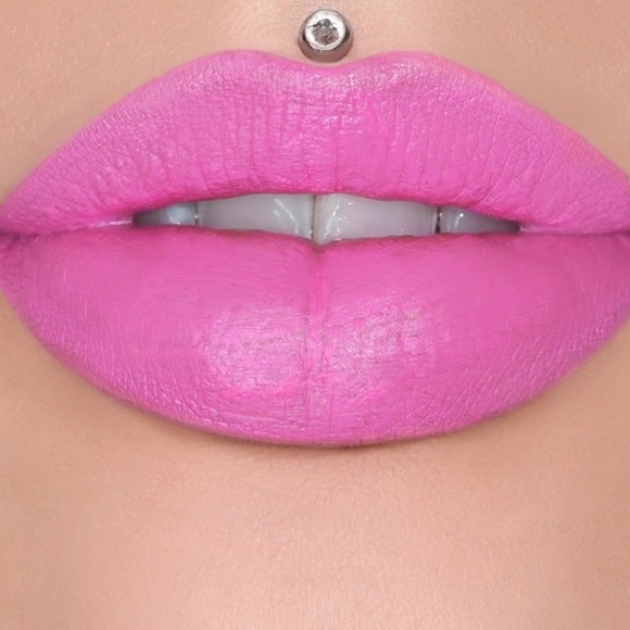 Jeffree Star Velvet Trap Lipstick & Other Goodies - Picture 2 of 12